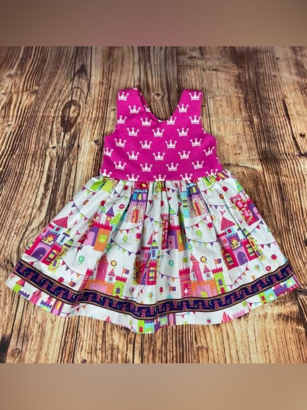 Vivienne’s Grace Clothier Crowns & Castles Sara Top